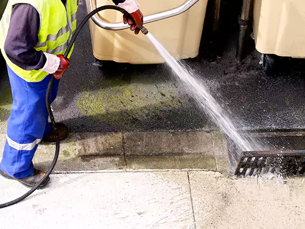 Why Choose Qik Plumbing for Hydro Jetting in Mission Viejo, CA?